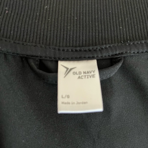 Like new black Old Navy active jacket. Size large. - Picture 3 of 3